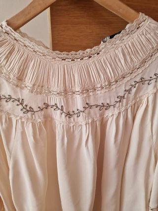 Blusa joya Zara
