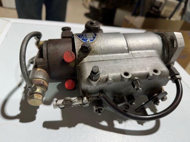 Bomba inhectora land rover 109