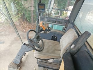 New Holland FX365, cosechadora de forraje