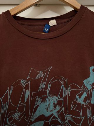 Camiseta HM granate  bonito diseño