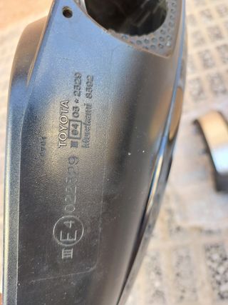 Cubierta retrovisor izquierdo RAV4