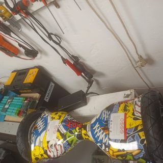 Reparación de hoverboard y scooter.