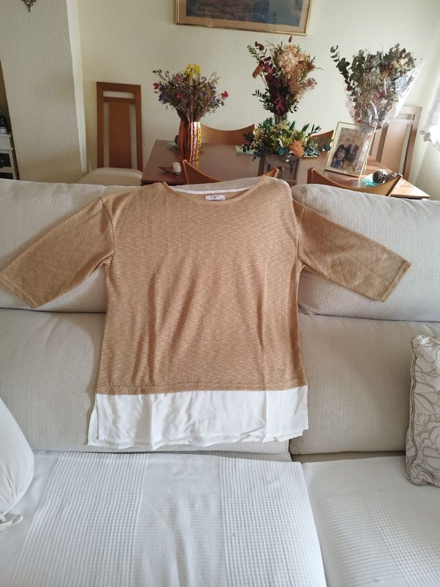 Camiseta de punto en color Oro de Milano