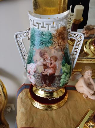 Pareja de jarrones antiguos