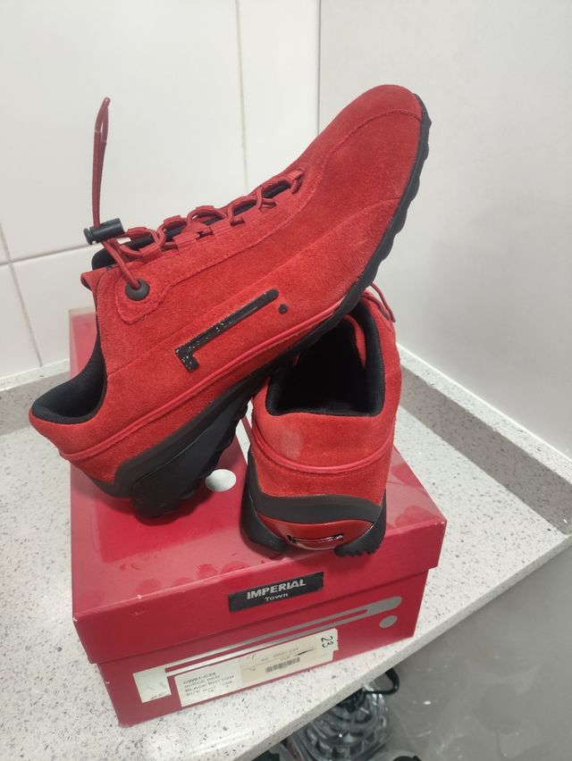 Bambas Pirelli nuevas rojo intenso 38