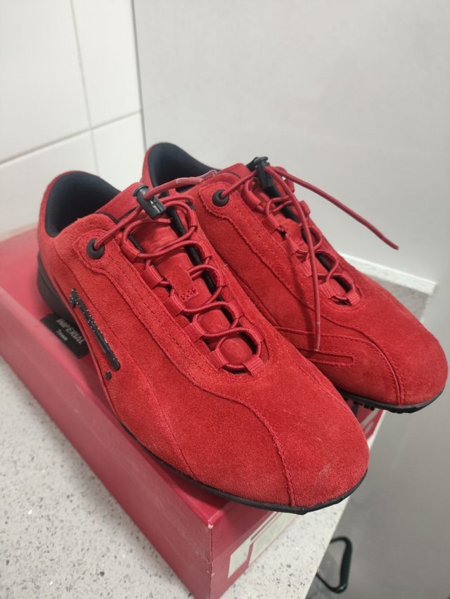 Bambas Pirelli nuevas rojo intenso 38