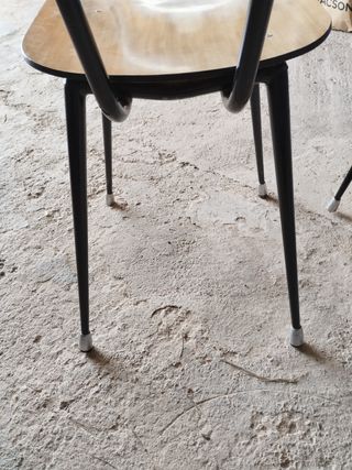 4 Sillas pupitre - cocina