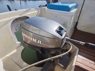 Barco MOTO VELERO Orza Abatible. 6m MARINER 10Cv. 