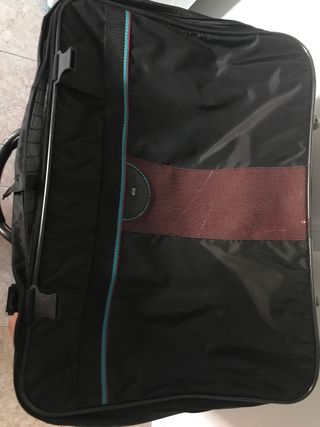 Maleta y bolsa de viaje