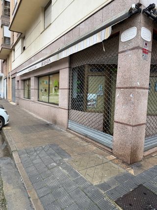 Local con entreplanta