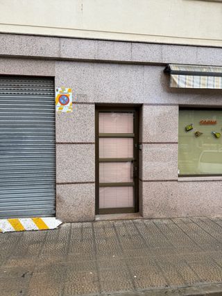 Local con entreplanta