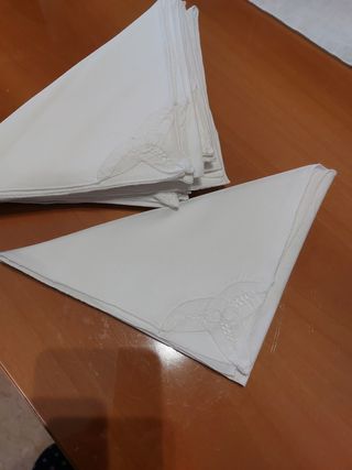 Tovaglia ad intaglio 