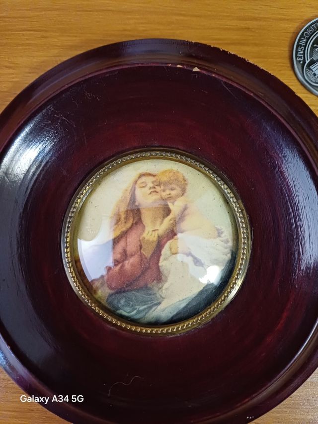 Cuadro antiguo  virgen con niño