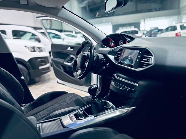 Peugeot 308 SW Allure pack hdi 130  