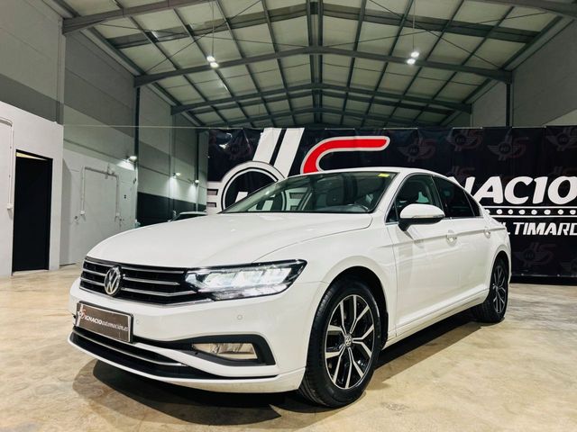 Volkswagen Passat 1.6TDI Executive DSG 