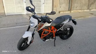 KTM duke 690
