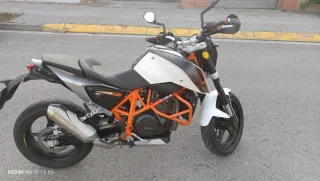 KTM duke 690