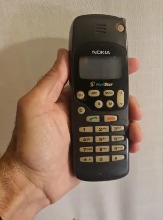 Teléfono móvil Nokia 1610 1995