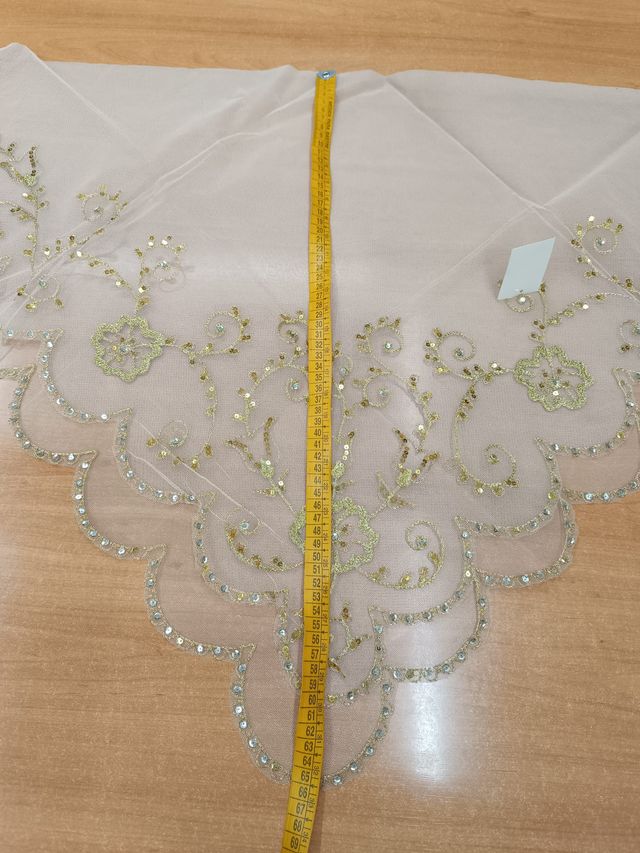 Manteleta tul rígido bord. oro, lent. oro y plata