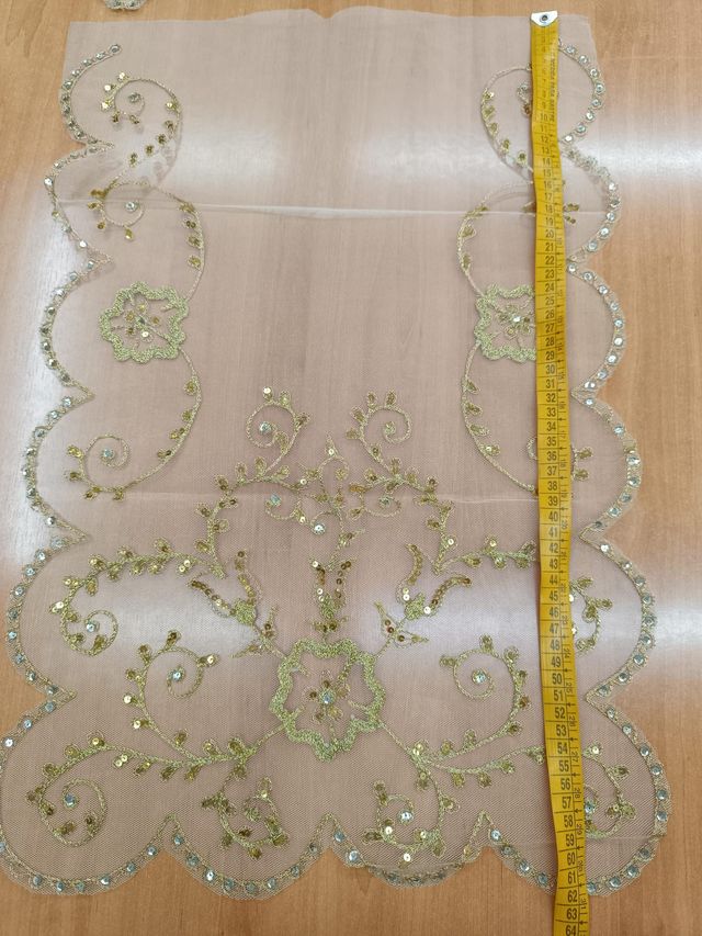 Manteleta tul rígido bord. oro, lent. oro y plata