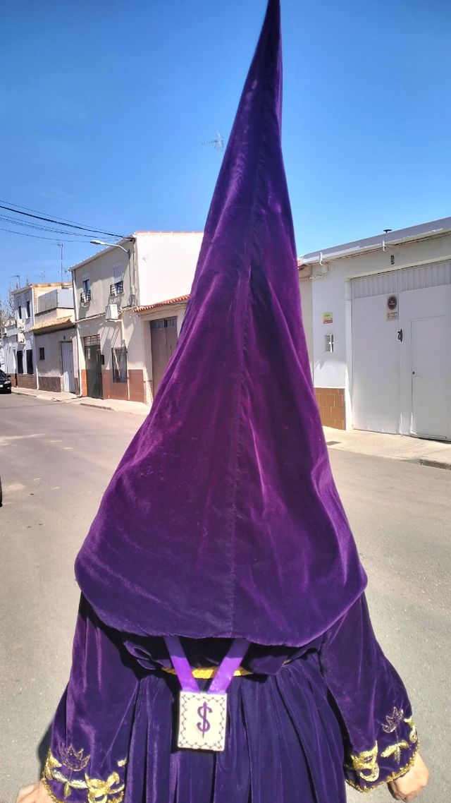 Túnica Semana Santa Medinaceli