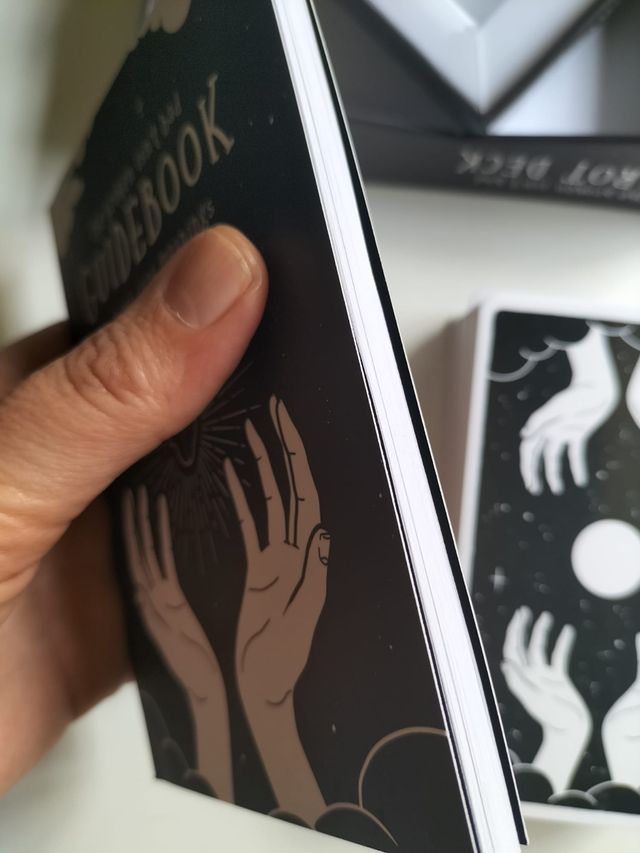 Broken isn't bad Tarot Deck