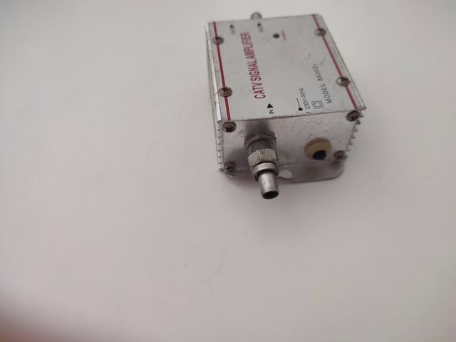 Amplificador de antena