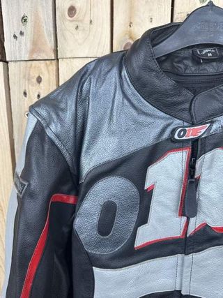 CHAQUETA T-M DE MOTO O1E NEGRA