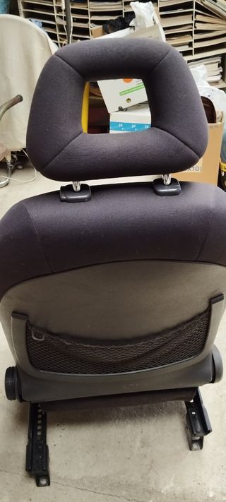 Asiento delantero derecho MB clase A