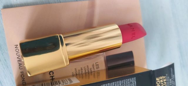 Rouge Allure Velvet 💄 Chanel 138