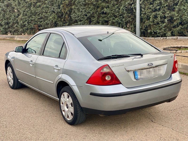 Ford Mondeo 2004, foto 6