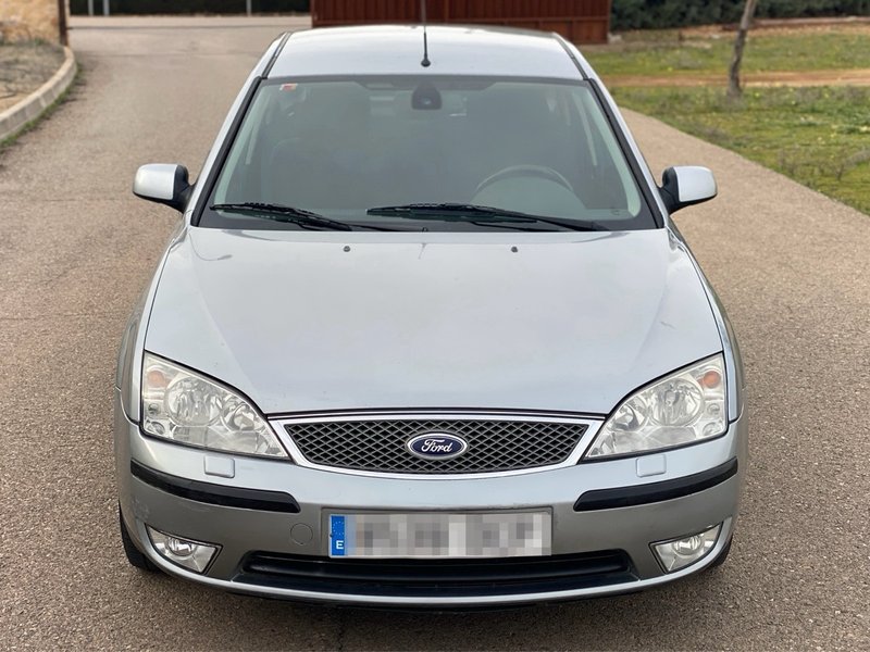 Ford Mondeo 2004, foto 2