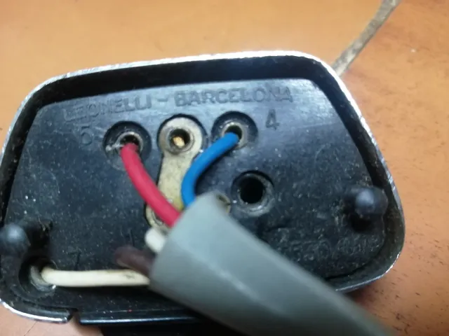 Interruptor luces lambreta L-530