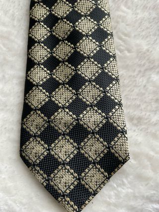 Cravatta fantasia nero/beige in seta