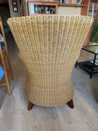 Sillón de mimbre