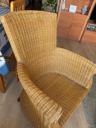 Sillón de mimbre