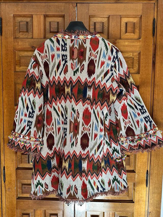 Chaqueta tipo etnica