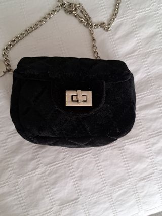 Bolso negro terciopelo de fiesta