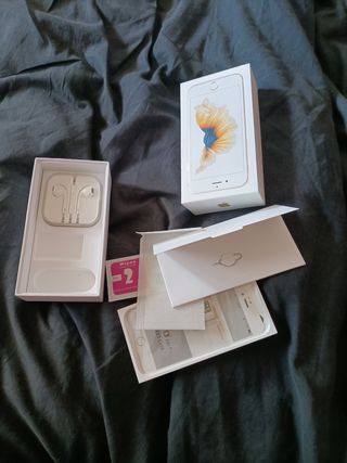 Caja y auriculares iPhone 6s