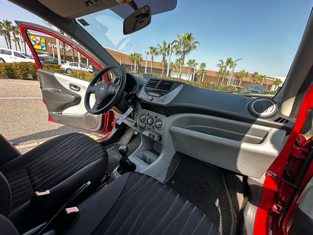 Nissan Pixo 2010