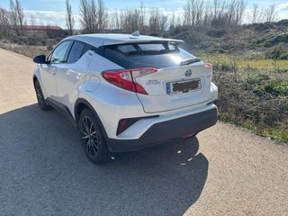 Toyota C-HR 2017