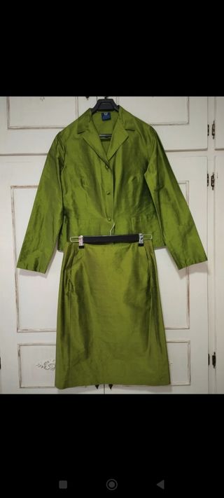 Traje falda de seda Amichi