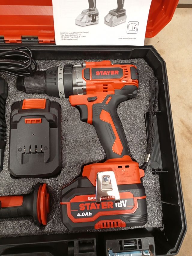 Taladro atornillador percutor 80Nm