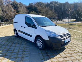 Furgón Peugeot Partner 1.6 BlueHDI 75CV