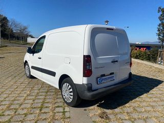 Furgón Peugeot Partner 1.6 BlueHDI 75CV