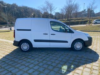 Furgón Peugeot Partner 1.6 BlueHDI 75CV