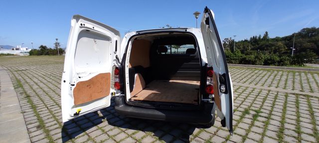 Citroën Berlingo 1.6 BlueHDi 75cv es muy económica