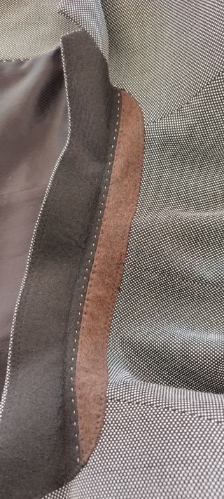 Americana blanca y negra