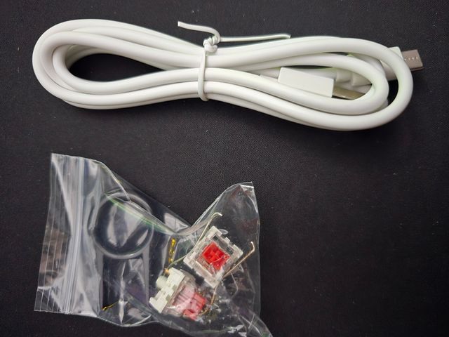 Tastiera meccanica rgb switch rossi