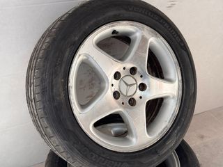 Llantas Mercedes R16